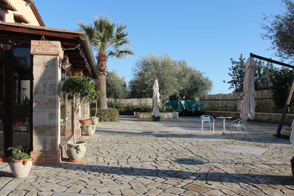 B&B Casale Siciliano Di Miryam Tiralongo Avola Exterior photo